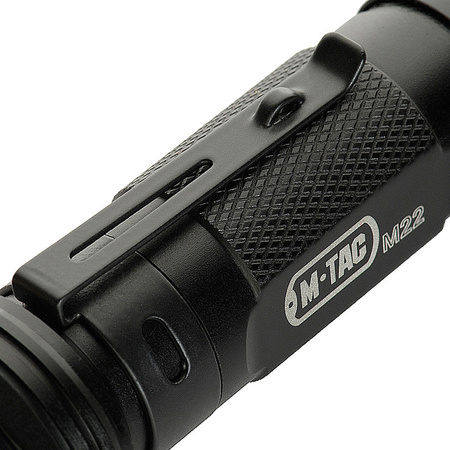 Latarka M22  - Black
