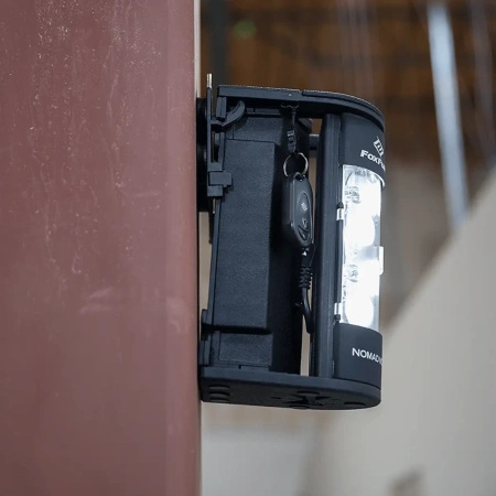 FoxFury Uchwyt magnetyczny do najaśnicy Nomad® NOW