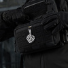 Naszywka Crossed Fingers (Haft)  - Black