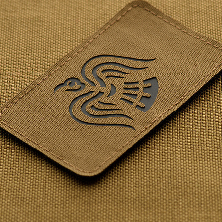 Naszywka Sztandar Wrona Laser Cut  - Coyote/Black