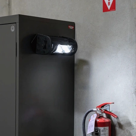 FoxFury Uchwyt magnetyczny do najaśnicy Nomad® NOW